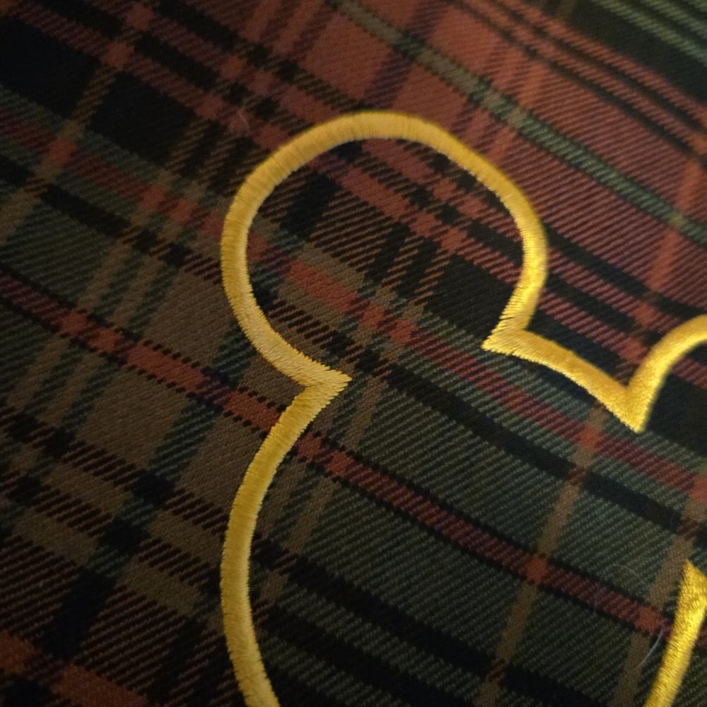 Disney Parks Mickey Plaid Scarf Fringe Tartan Shawl Wrap Official Disney - Picture 6 of 8